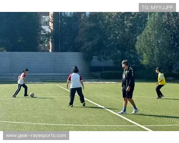 以足球球星庄园为核心打造独具特色的运动文化与休闲体验空间