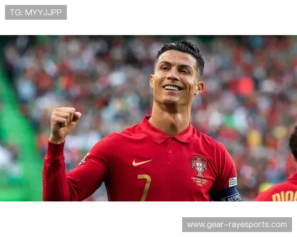 葡萄牙足球23号球星崭露头角引发关注 他是否能继承C罗的辉煌足迹